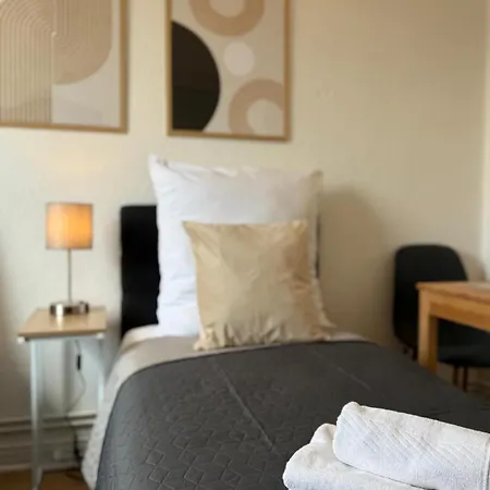 Tt Living Apartments Rellingen I 2 & 4 Schlafzimmer I Kueche I Vollbad I Waschmaschine Διαμέρισμα