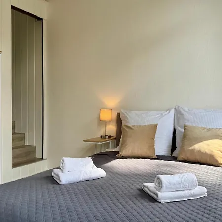 Tt Living I 2 & 4 Schlafzimmer I Kueche I Vollbad I Waschmaschine *