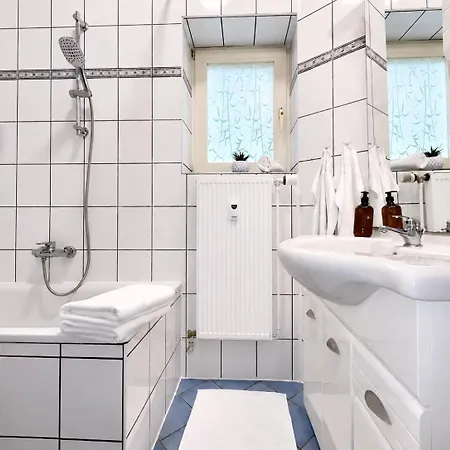 アパート Tt Living I 2 & 4 Schlafzimmer I Kueche I Vollbad I Waschmaschine Rellingen